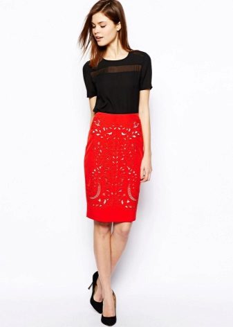 Jupe crayon rouge