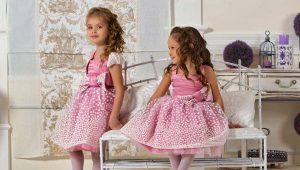 Robes courtes moelleuses pour les filles