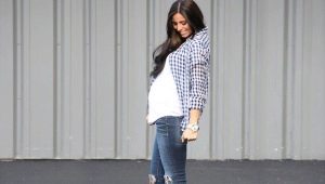 Jeans déchirés pour femmes enceintes