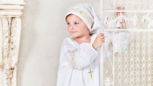 Chemise de baptême pour les filles