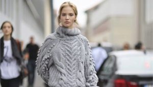 Pull avec des tresses