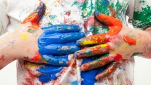 Comment laver la gouache des vêtements?