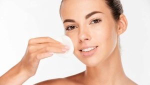 Comment nettoyer votre visage à la maison?
