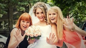 Coiffures de mariage pour demoiselles d'honneur