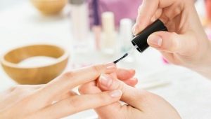 Base pour les ongles: types, conseils pour la sélection et l'utilisation