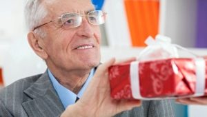 Que donner à un grand-père pendant 90 ans?