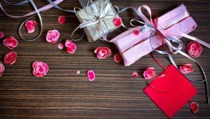 Comment puis-je emballer des cadeaux?