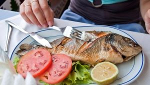 Comment choisir une fourchette pour le poisson?