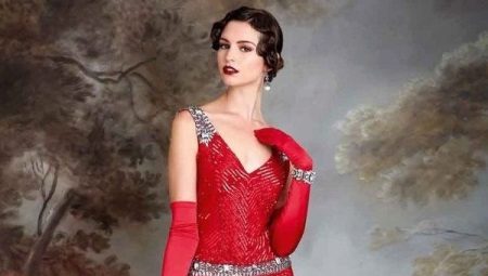 Robes de mariée au style rétro et aux mariages stylisés