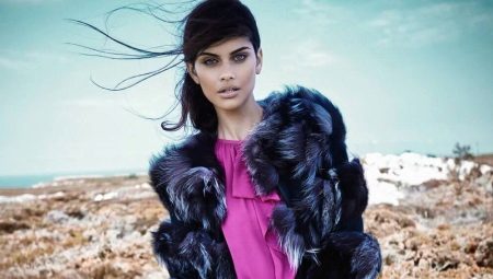 Capes sur une robe de soirée