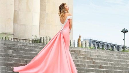 Robe avec train - pour une occasion spéciale