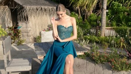 Robe bustier - mystère et séduction
