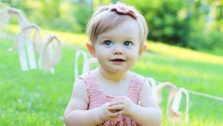 Robe en crochet pour les filles