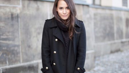 Manteau noir classique