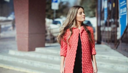 Manteau tricoté de fil épais