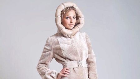 Manteau Tsigeykovy