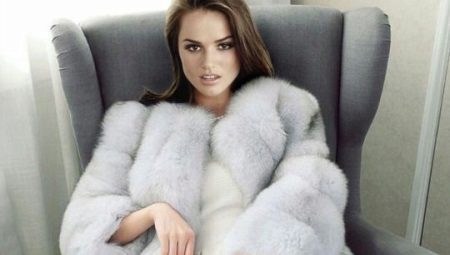 Manteau court en fourrure de renard