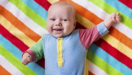 Pyjamas pour les nouveau-nés