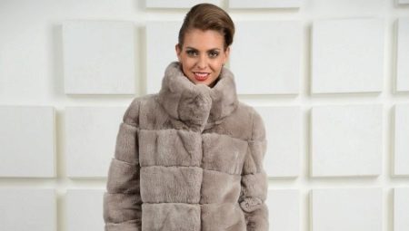 Manteau de fourrure de lapin