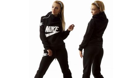 Nike tréningruhák