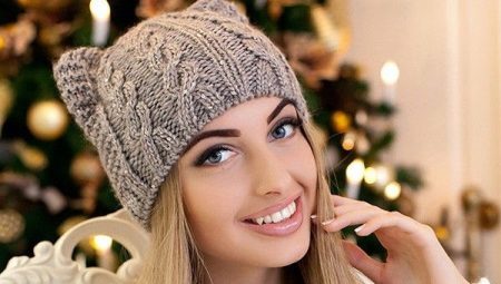 Cap avec des tresses