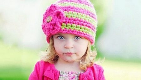 Chapeaux tricotés pour les filles