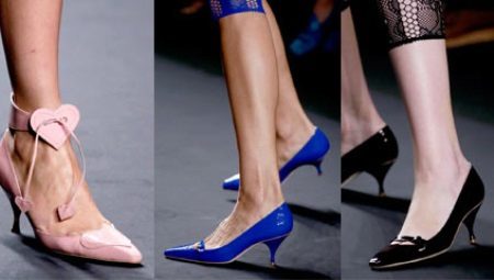 Chaussures à talons bas pour femmes