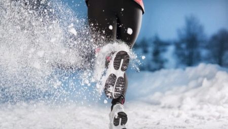 Chaussures de course pour la course en hiver