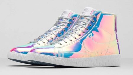 Baskets brillantes