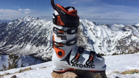 Chaussures de ski atomiques