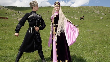 Costume national tchétchène