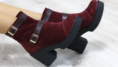 Bottines bordeaux