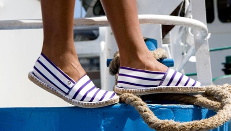 Chaussures de toile