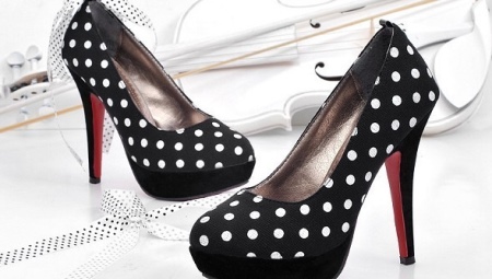Chaussures à pois