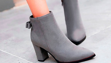 Bottines à talons chunky en daim
