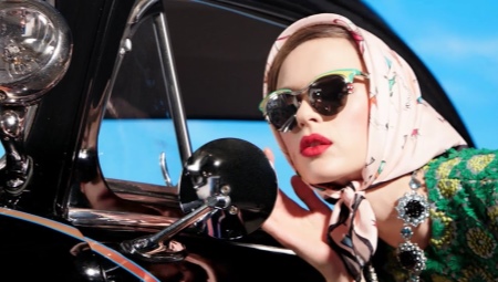 Lunettes de soleil Prada
