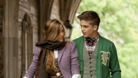 Preppy stílusú ruhát