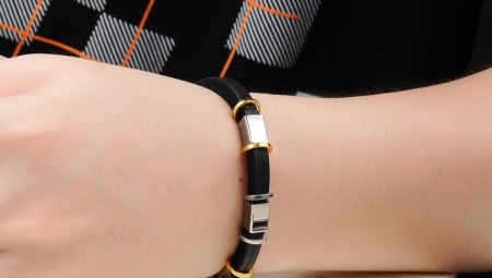 Bracelet en caoutchouc