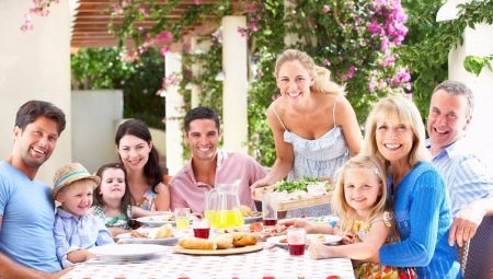 Comment se comporter lors d'une soirée?