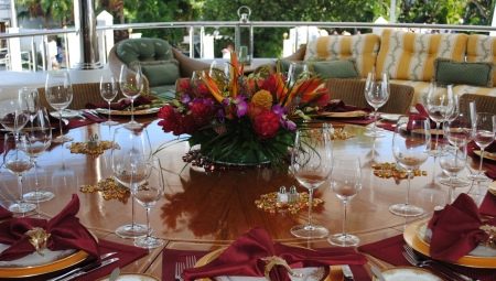 Subtilités de servir la table de fête
