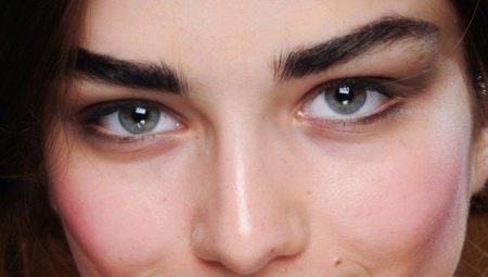 Les astuces pour créer de beaux sourcils épais