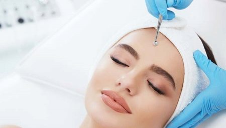Puis-je me nettoyer le visage en été?
