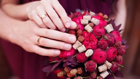 Bouquet pour la couleur de la mariée Marsala
