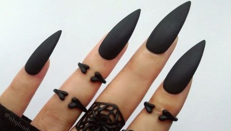 Manucure noire pour ongles longs: des idées de design intéressantes et à la mode