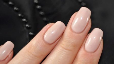Manucure naturelle: caractéristiques de conception et idées élégantes
