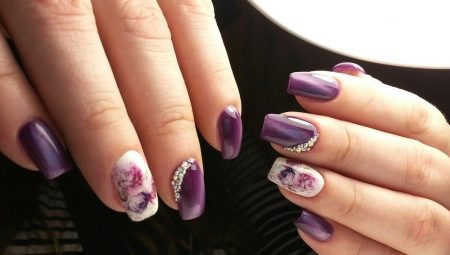 Manucure pourpre: caractéristiques de couleur et idées élégantes