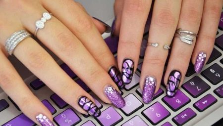Idées pour la conception de manucure lilas