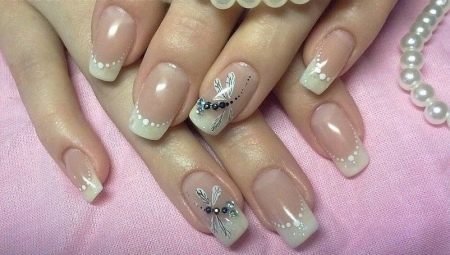 Comment dessiner une belle libellule sur les ongles?