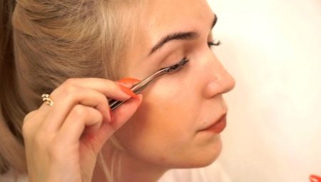 Comment enlever les cils étendus avec de l'huile?