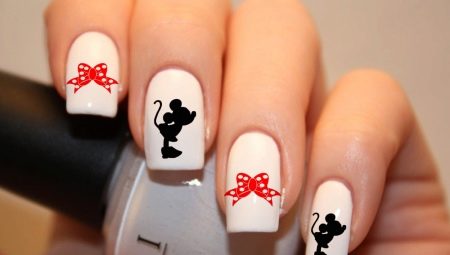 Manucure avec Mickey Mouse: options de conception et technique de création d'ongles
